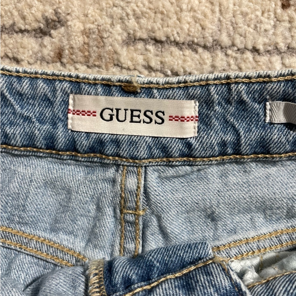 Guess 90s Boyfriend Highrise Wide Leg Lightly Distressed Blue Jeans - Picture 13 of 15